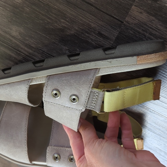 Sorel sandals - Picture 5 of 11